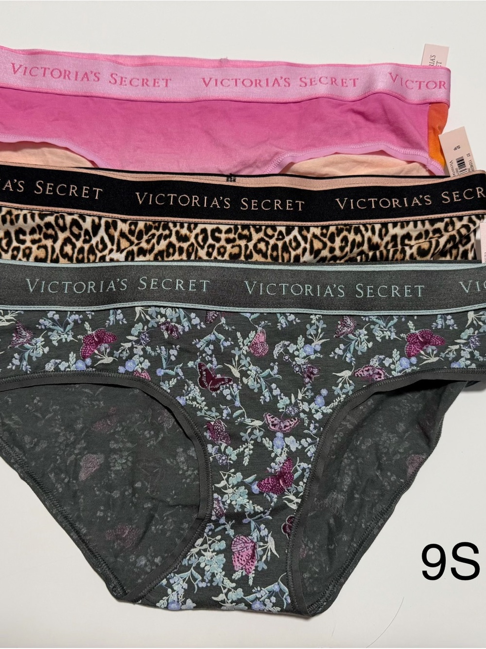 Victoria's Secret 4-Pack Hip Hugger Panties - Pink, Peach, Leopard, Gray Floral